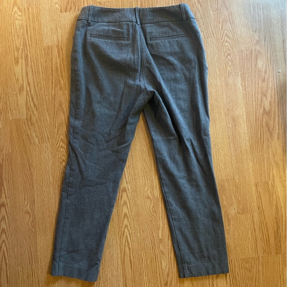 A new day Gray Capris Dress Pants - Picture 2 of 3